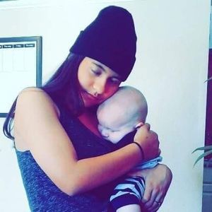 Meet your Posher, Crystal